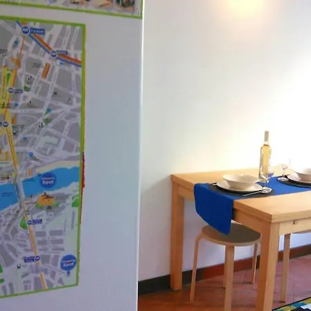 Your In Center - Trindade Station Apartment *
