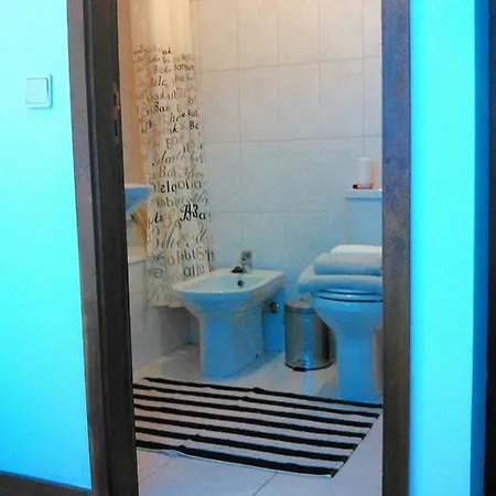 Your In Center - Trindade Station Apartment